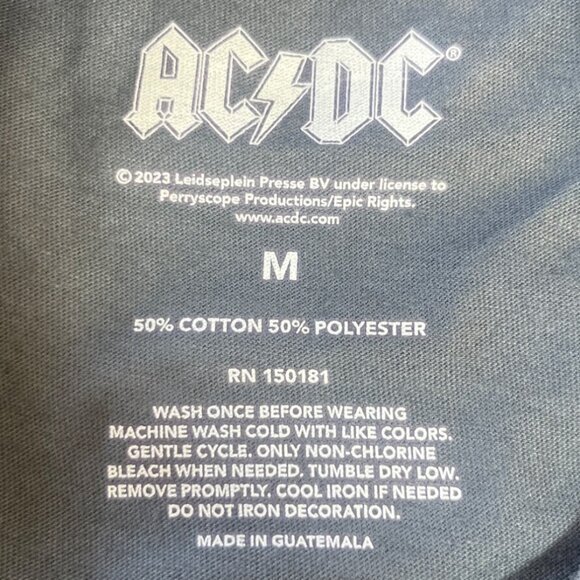 AC/DC Graphic Tshirt Womens Gray Medium New Lightning Bolts - Picture 6 of 9